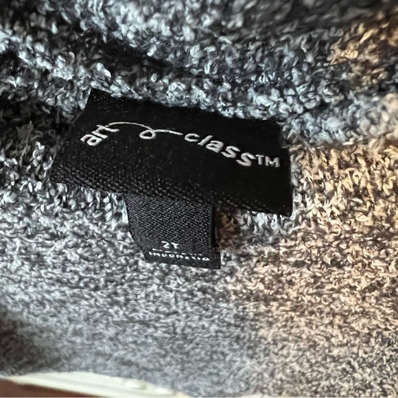 Art Class sweater - Picture 2 of 5